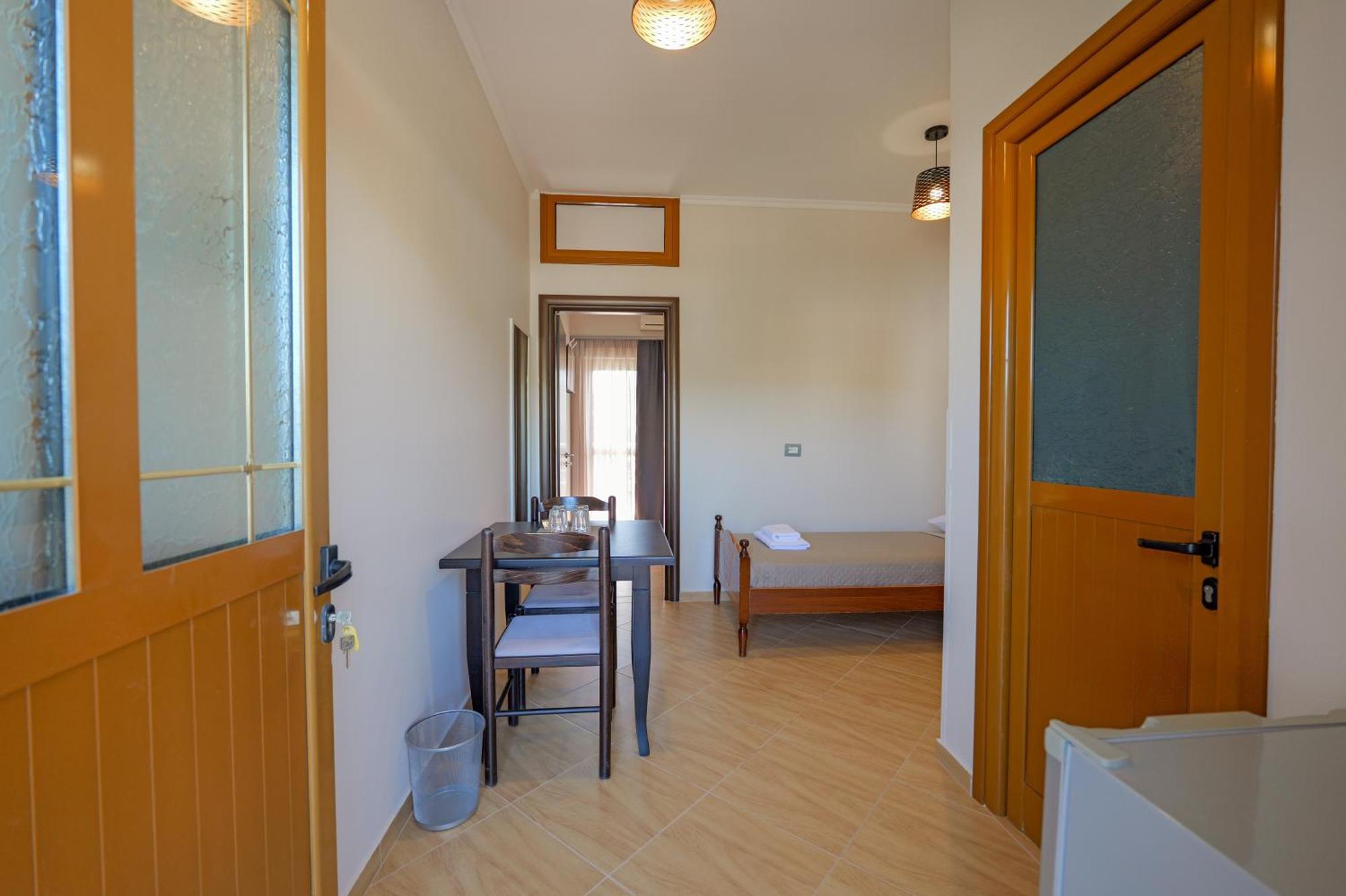 Hotel Deja Vu Ксамил Номер фото