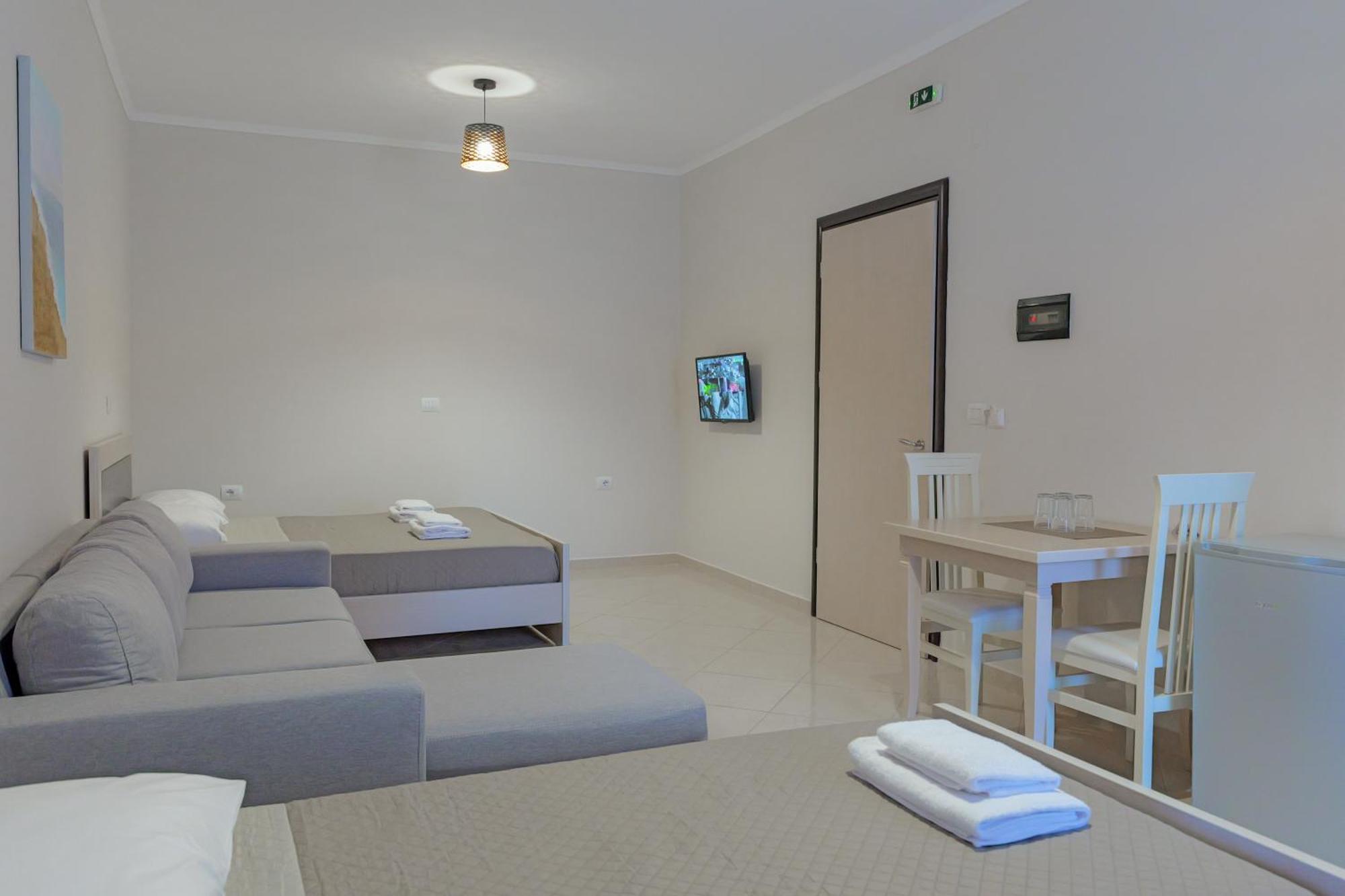 Hotel Deja Vu Ксамил Номер фото